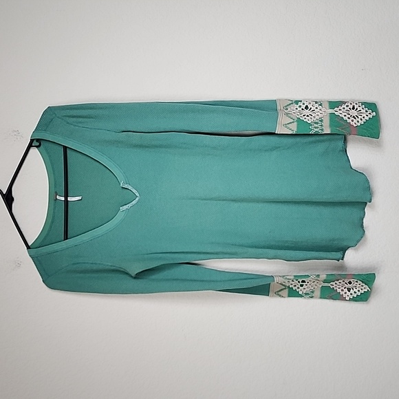 Free People Boho Crochet Cuff Thermal - Picture 3 of 6